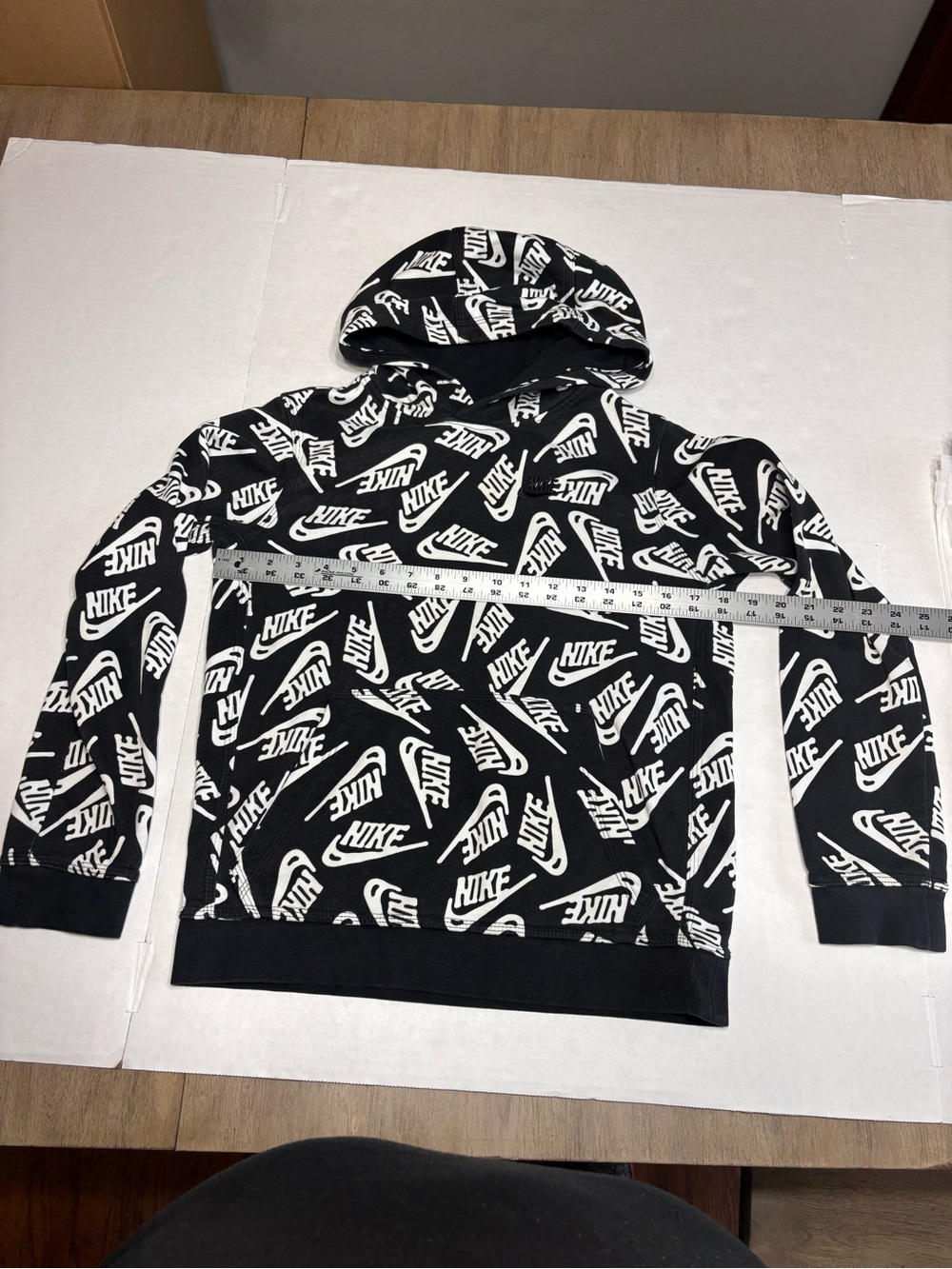 Nike Black/White Allover Logo Graphic Print Fleece Pullover Hoodie kids L